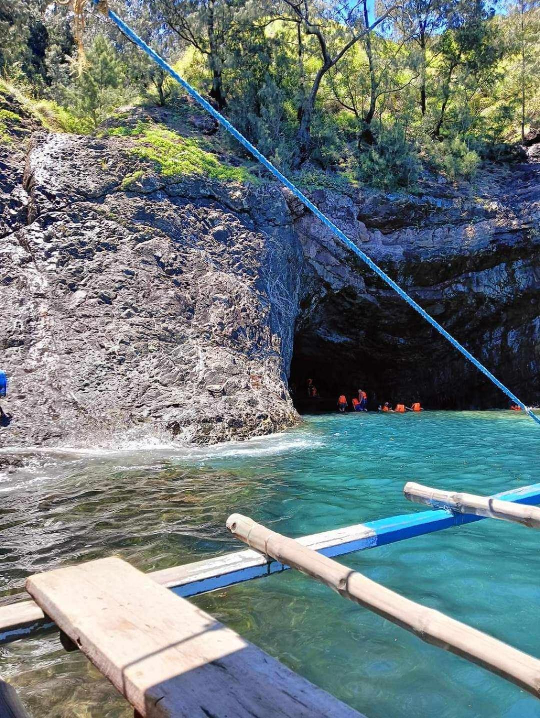 Cave Beach Resort Dingalan Exterior foto