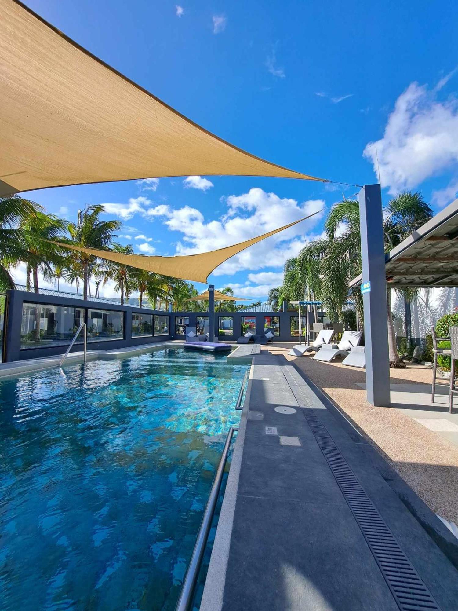 Cave Beach Resort Dingalan Exterior foto