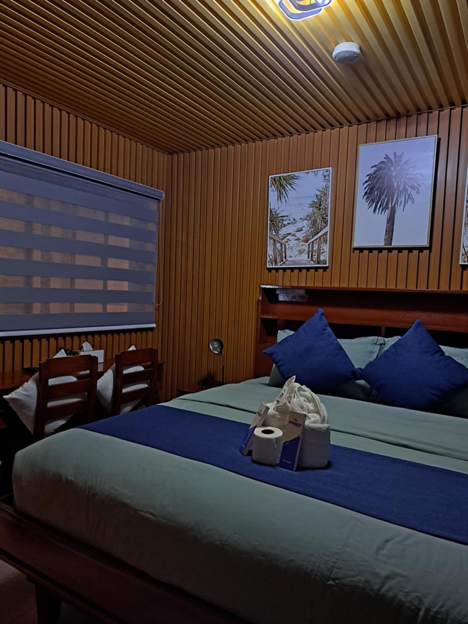 Cave Beach Resort Dingalan Exterior foto