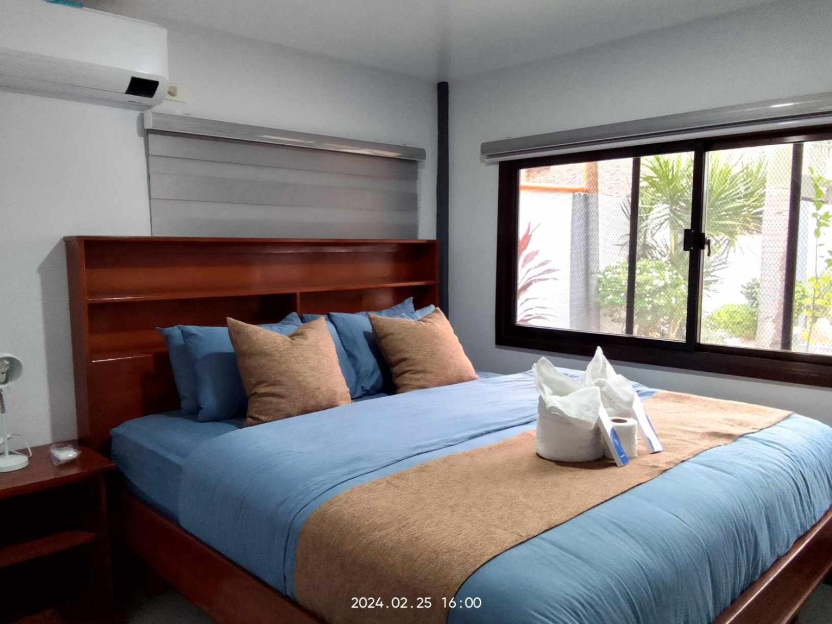 Cave Beach Resort Dingalan Exterior foto